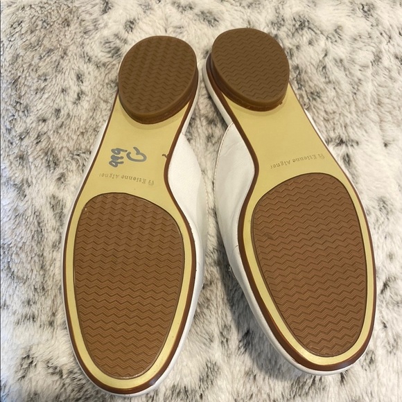 Etienne Aigner Shoe Mules White Leather Almond Toe Silver Chain Size 8 Wide - Picture 4 of 10